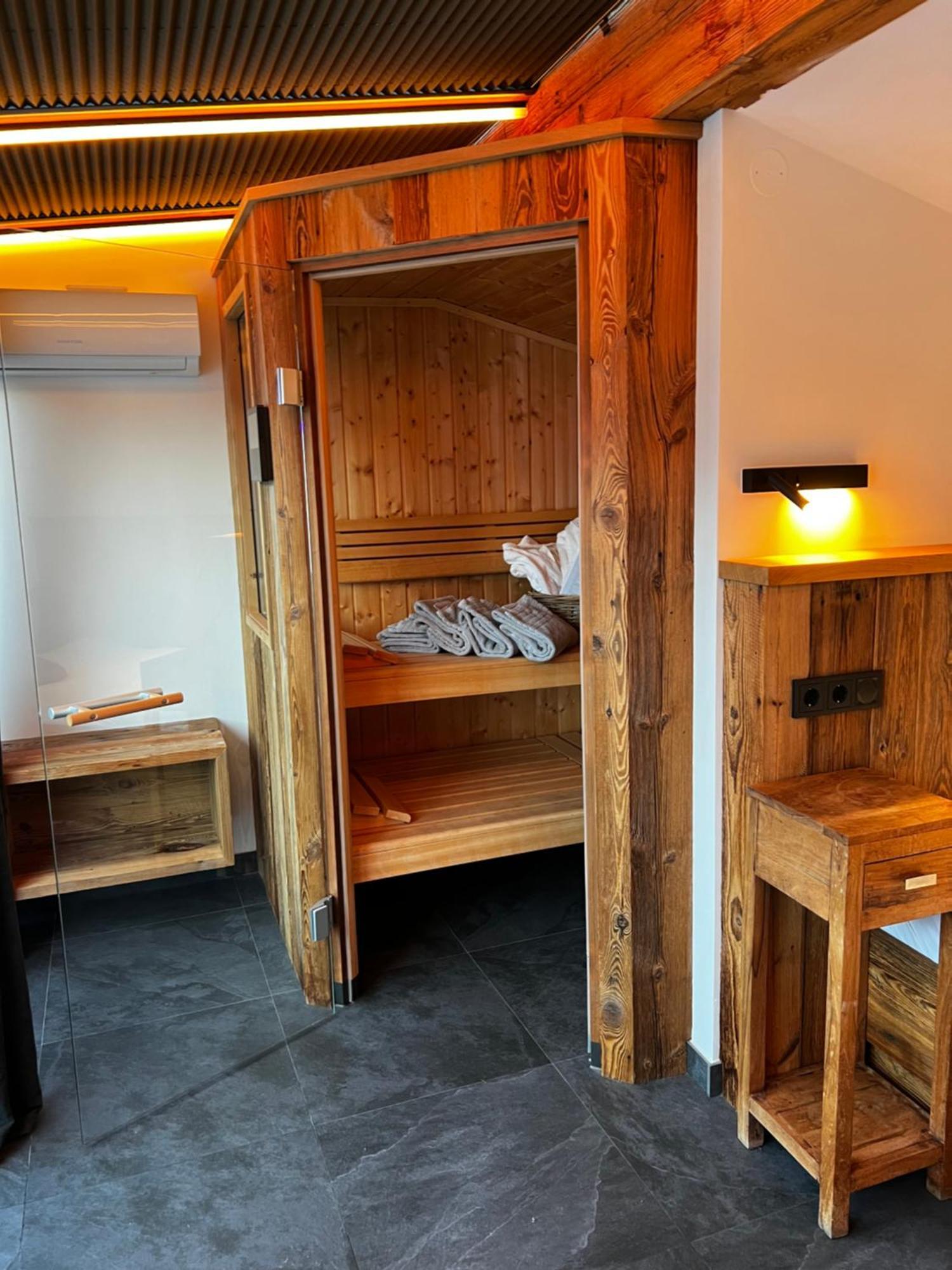 Lakeside Penthouse 16 เซลล์อัมเซ ภายนอก รูปภาพ